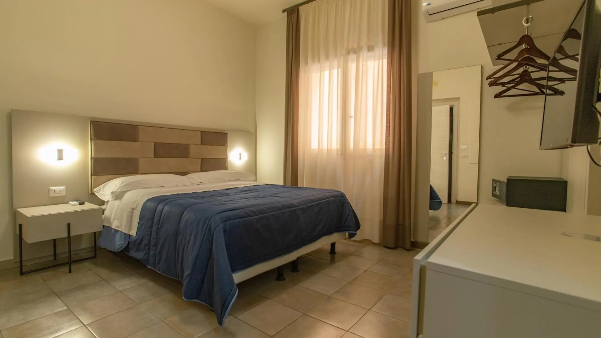 Hotel Nautic Lampedusa 4*,  Italia